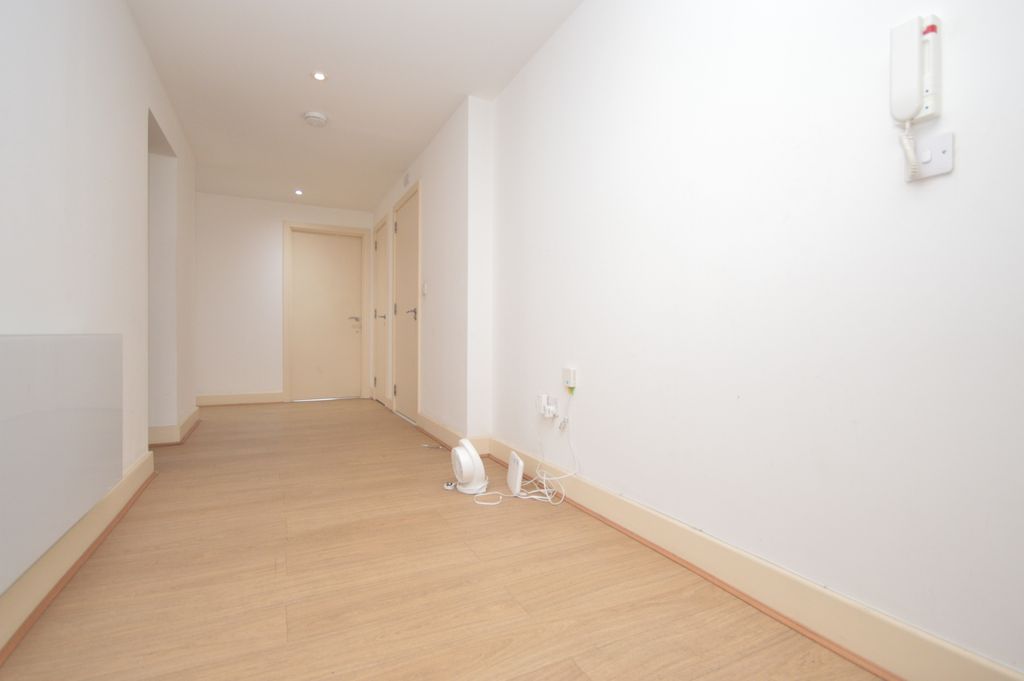 Property photo 2 of 14 Gallery