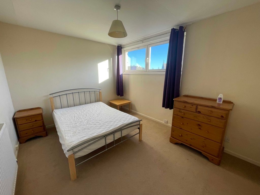 Property photo 3 of 11 Bedroom 1