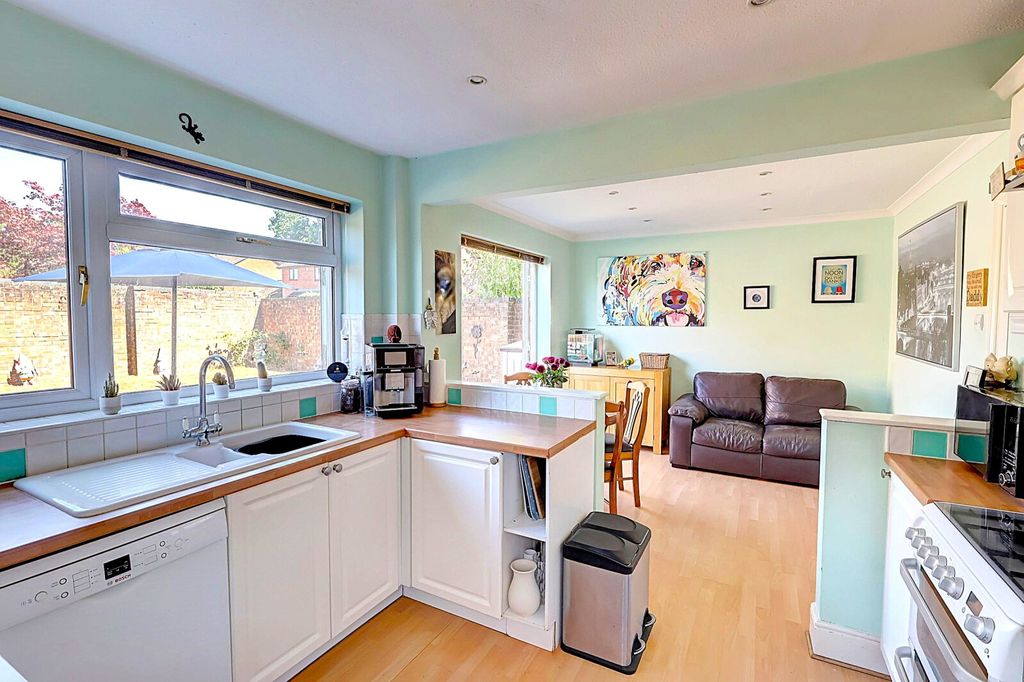 Property photo 3 of 13 Picture No. 06