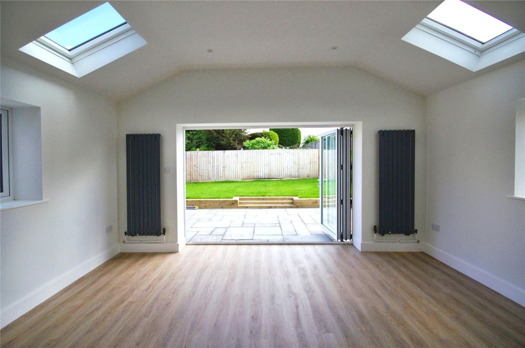 Property photo 3 of 20 Picture No. 40