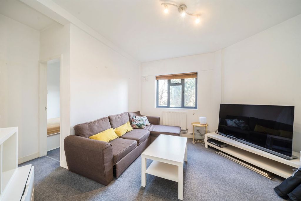 Property photo 2 of 5