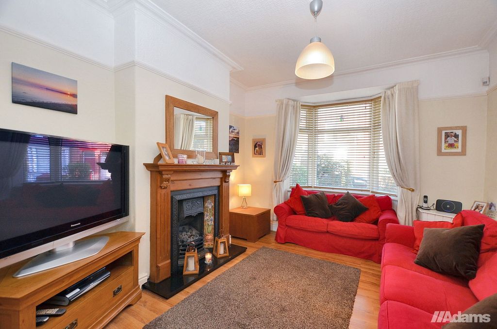 Property photo 2 of 30