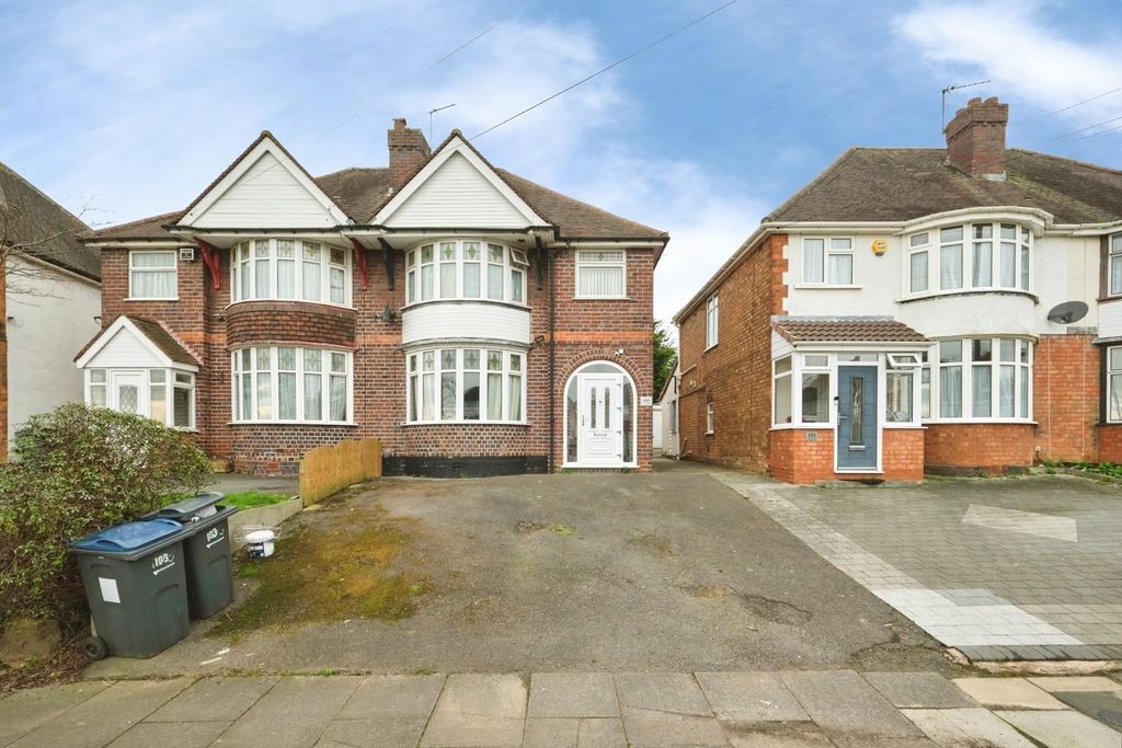 Property photo 1 of 21 5c597855-7816-4d1A-B98A-28c6A5262d07.Jpeg