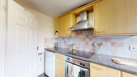 Property photo 3 of 6 9008038.Jpg