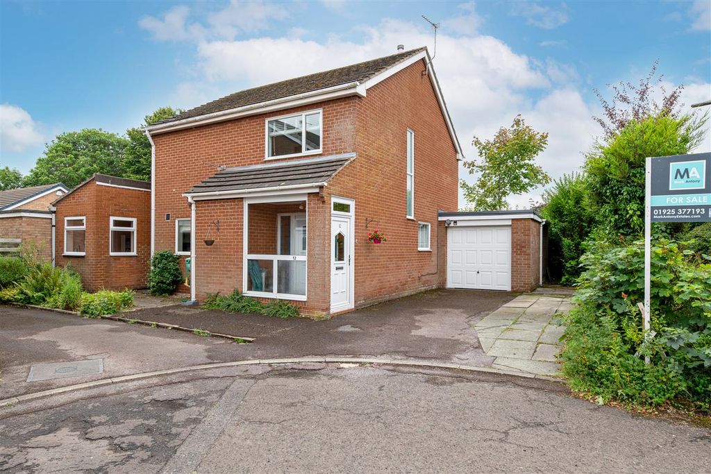 Property photo 1 of 18 External
