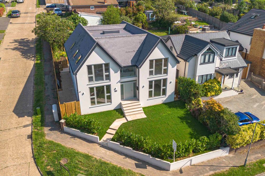 Property photo 3 of 22 12 Hillside, Marlow, Sl7 3Jy Drone (Low Res)-2