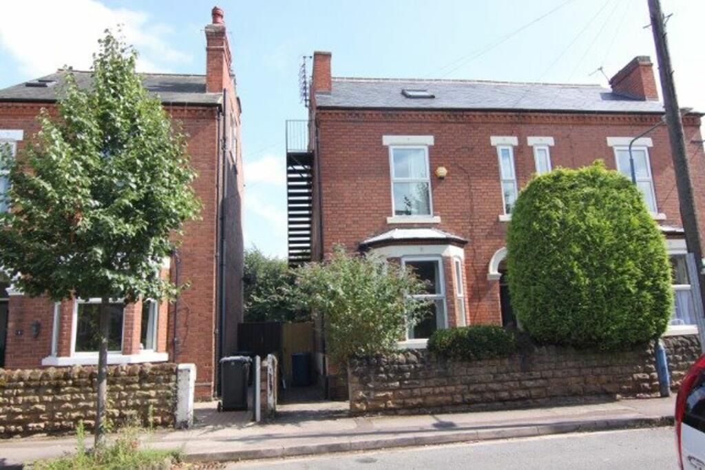 Property photo 1 of 5