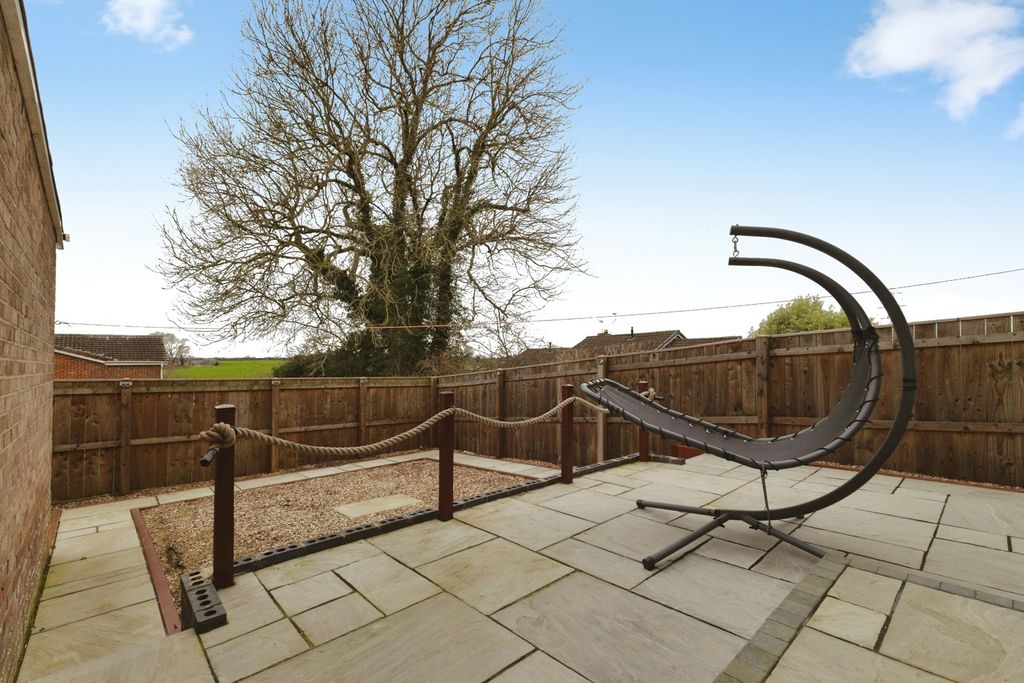 Property photo 2 of 15 Pbox-Img.Jpg