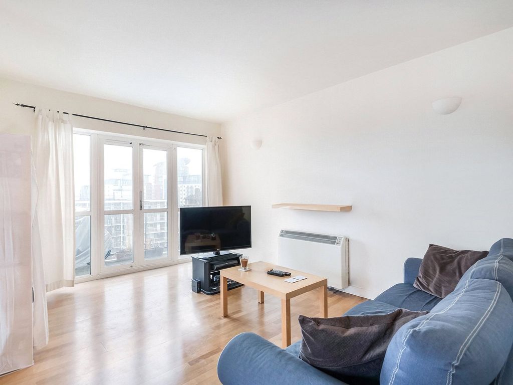 Property photo 3 of 11 Jetty Court