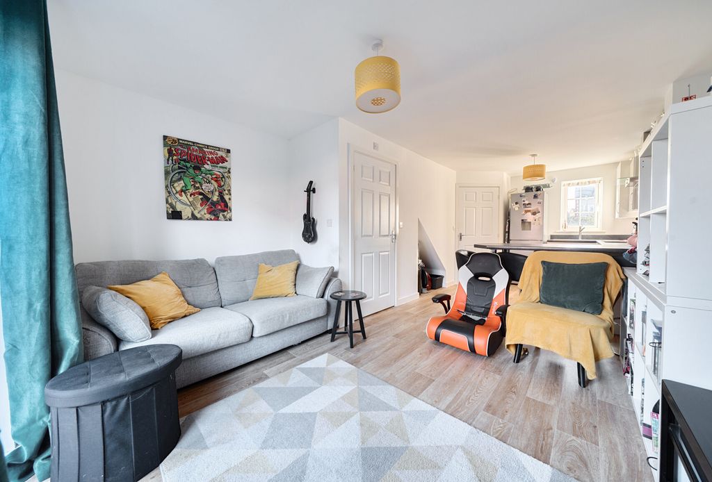 Property photo 3 of 14 1401006-2-696A1F5...