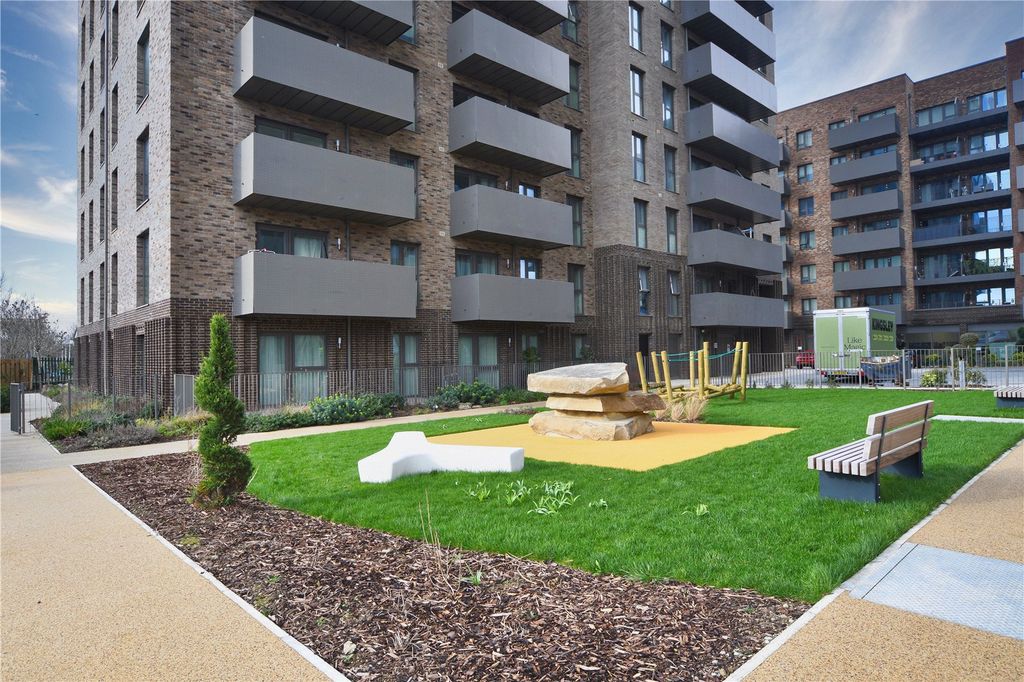 Property photo 2 of 29 Picture 2