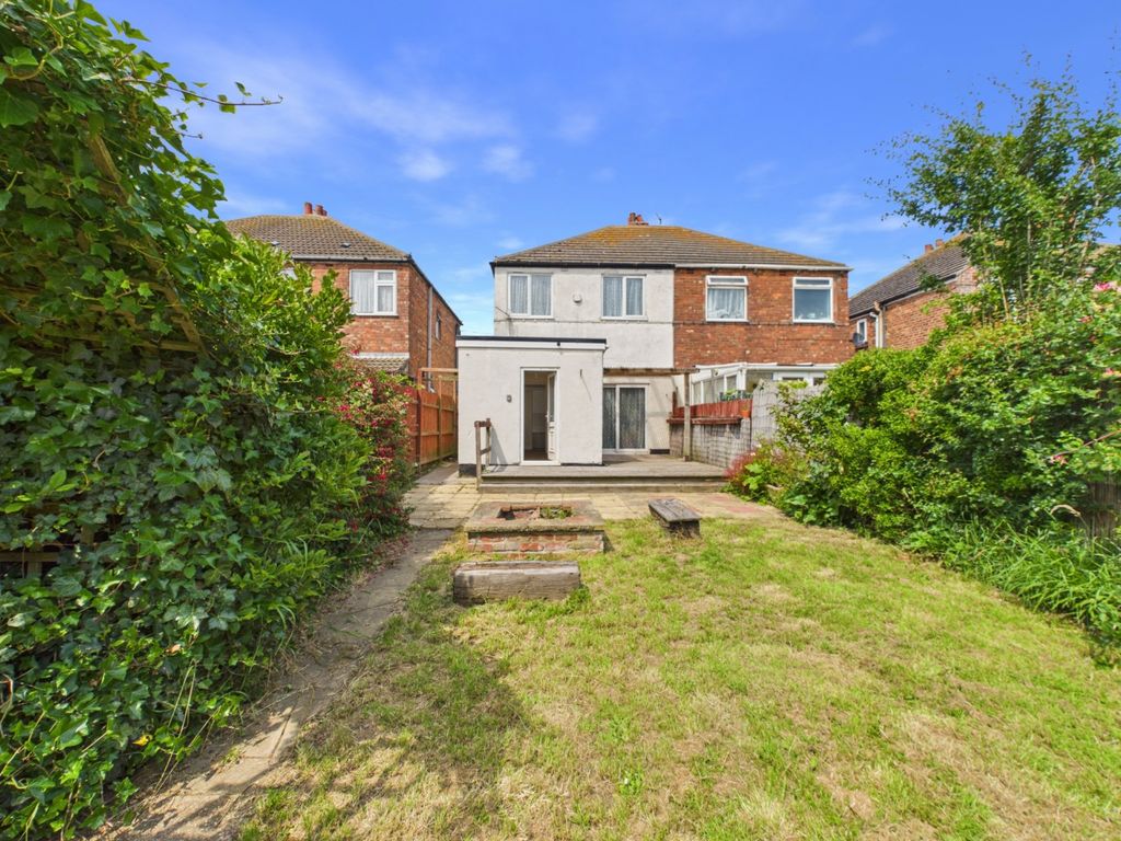Property photo 2 of 17 5257933
