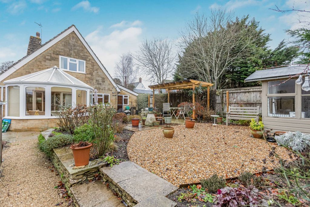 Property photo 1 of 20 Garden