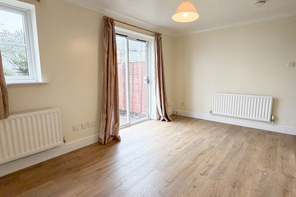 Property photo 2 of 15 2