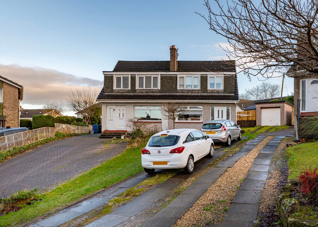 Property photo 1 of 28