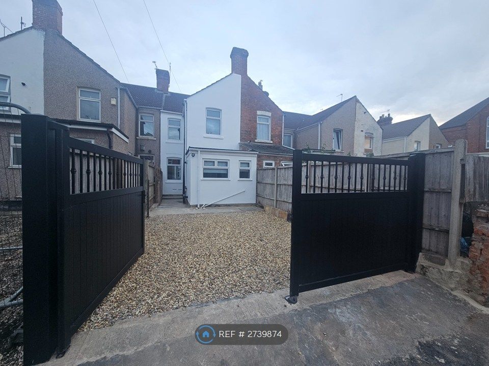 Property photo 2 of 20