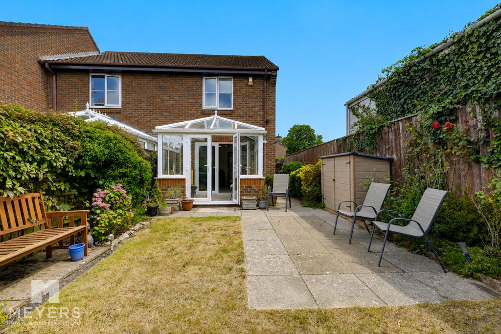 Property photo 2 of 26