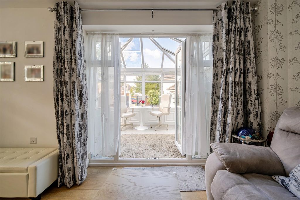 Property photo 3 of 16 1522099-17-6Aaa8c0798A35.Jpg
