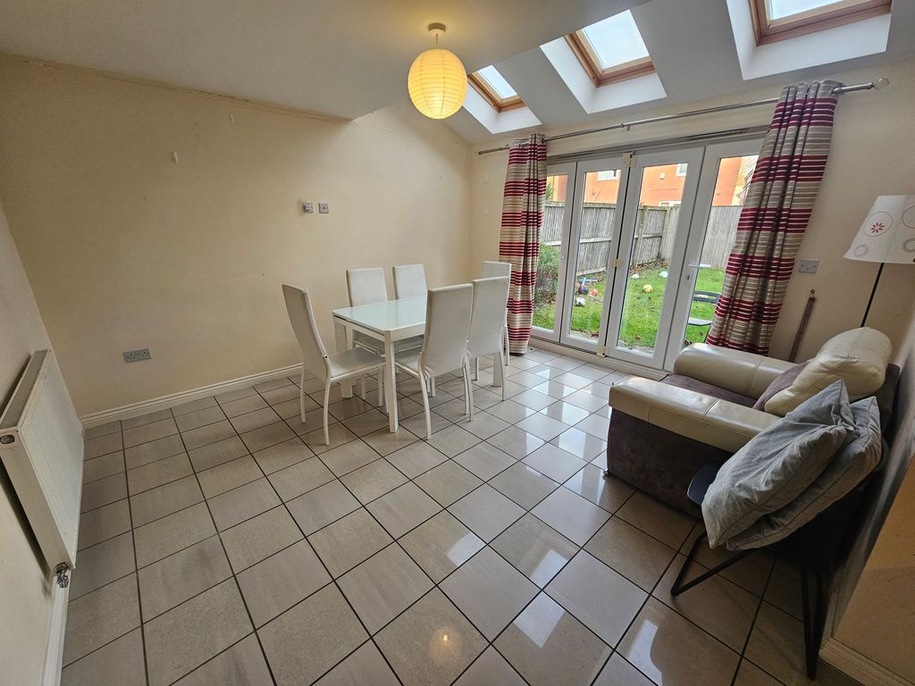 Property photo 3 of 13