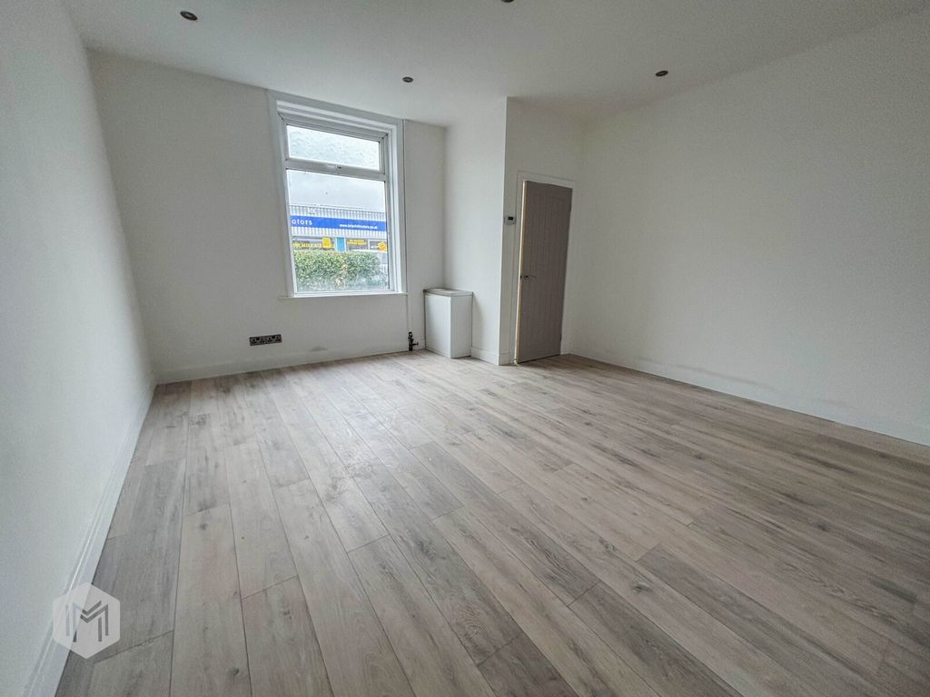 Property photo 2 of 9 Picture No. 04