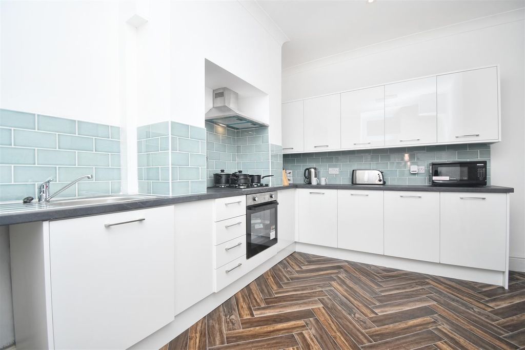 Property photo 1 of 6 3.Jpg