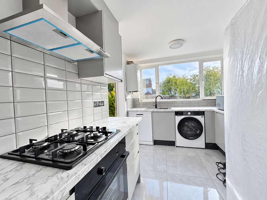 Property photo 1 of 10 6