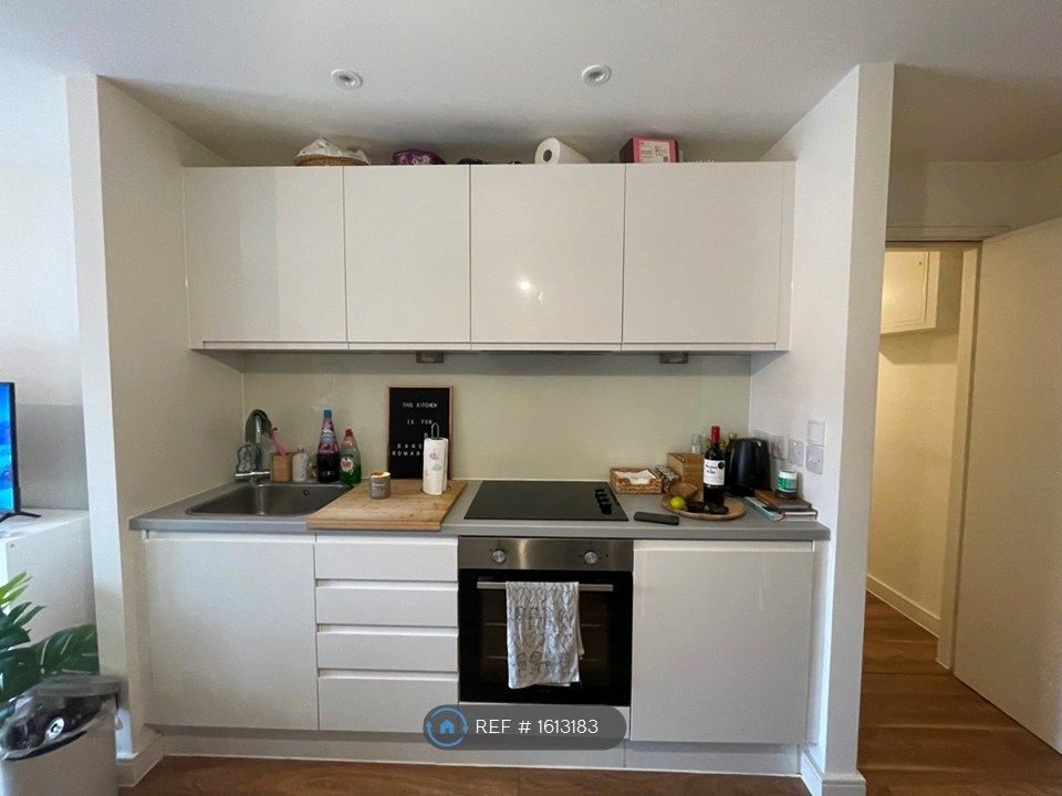 Property photo 2 of 8
