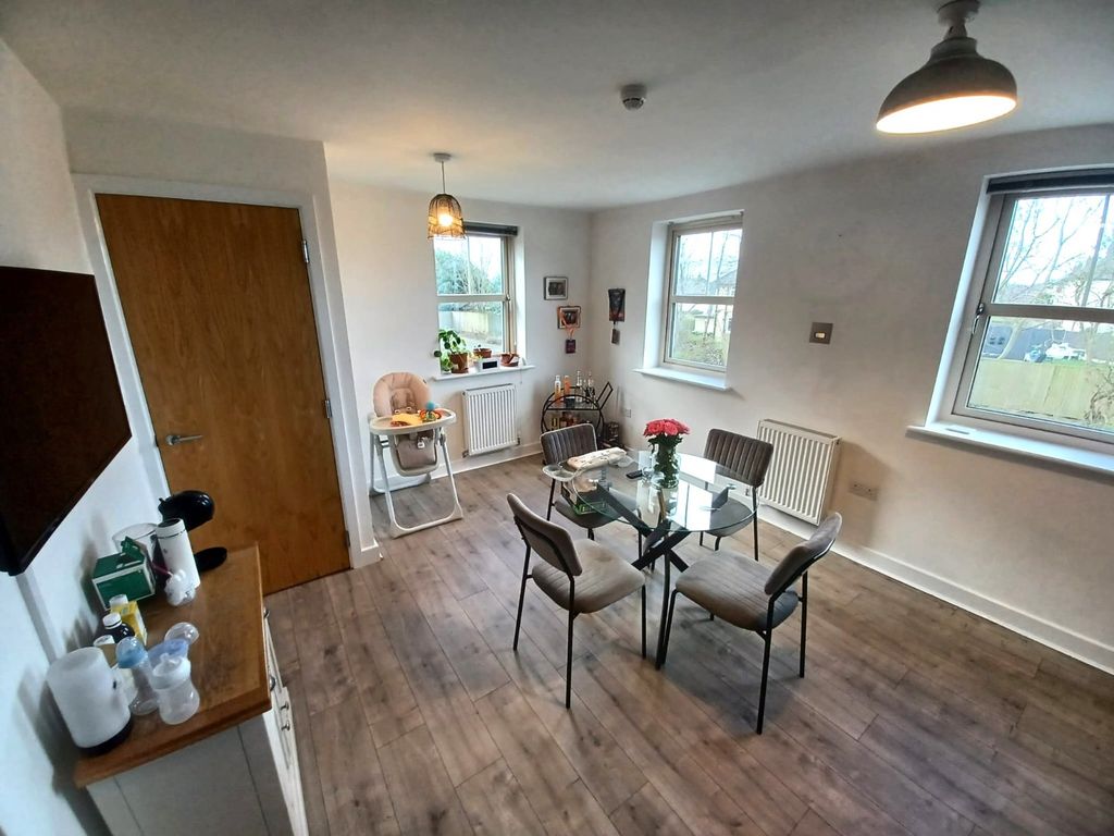 Property photo 1 of 11 Picture No. 10