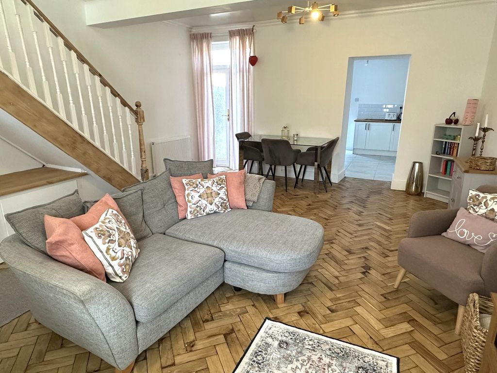 Property photo 2 of 16 Not Specified