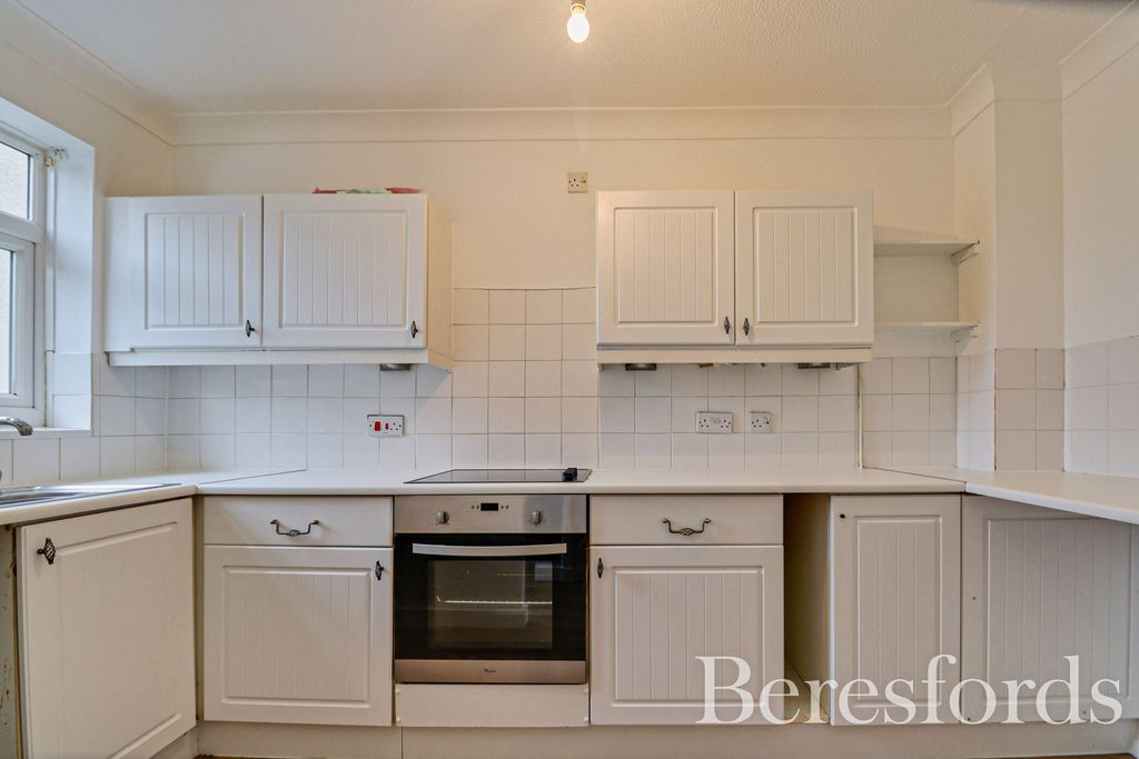 Property photo 2 of 13 Picture 2