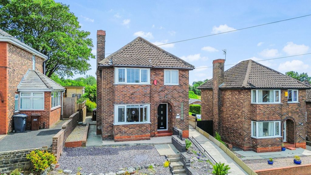 Property photo 1 of 34