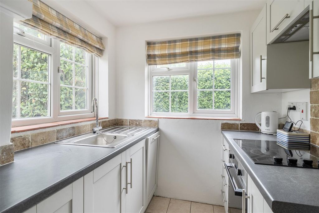 Property photo 3 of 15 1469757-5-6A2043c3B67E5.Jpg
