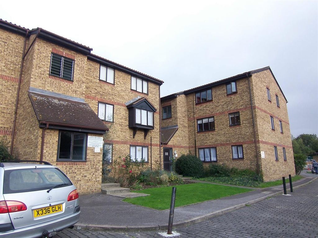 Property photo 1 of 9 Second Image