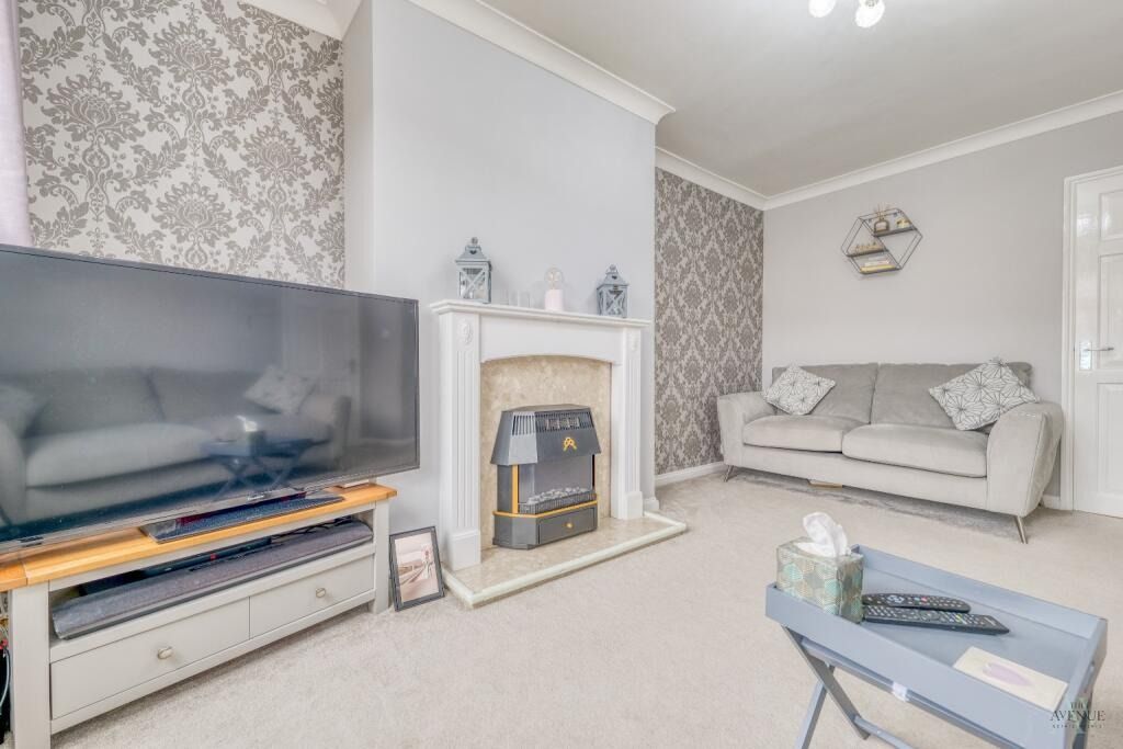 Property photo 2 of 13 5287183