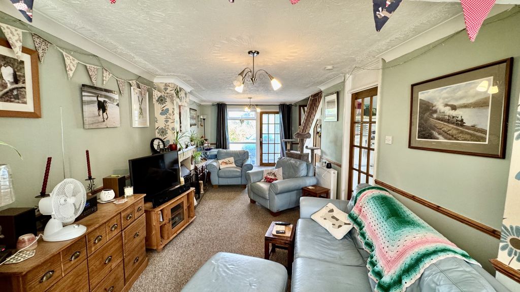Property photo 3 of 16