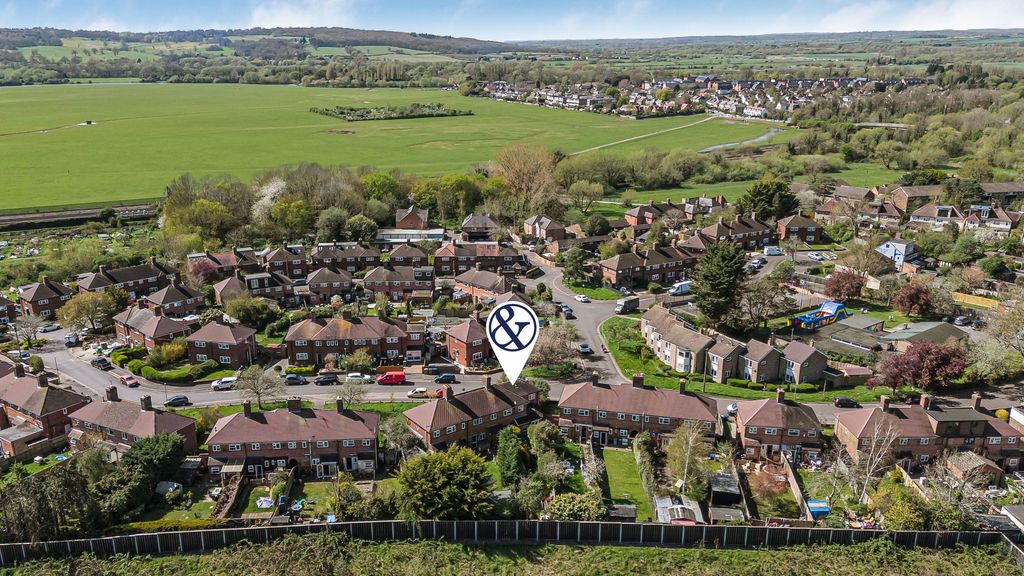 Property photo 3 of 21 Aerial