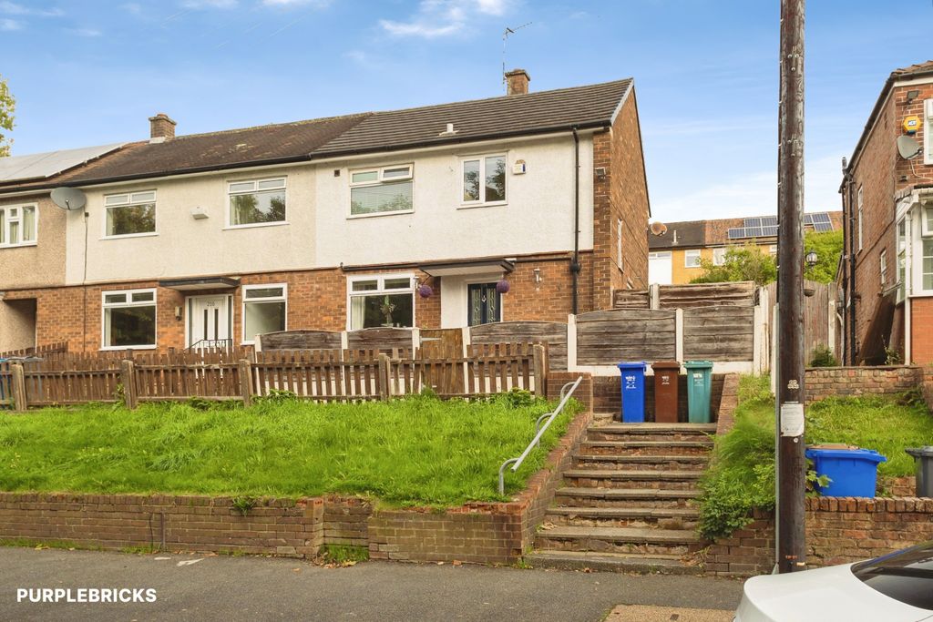 Property photo 1 of 28