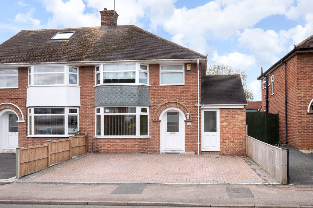 Property photo 1 of 11