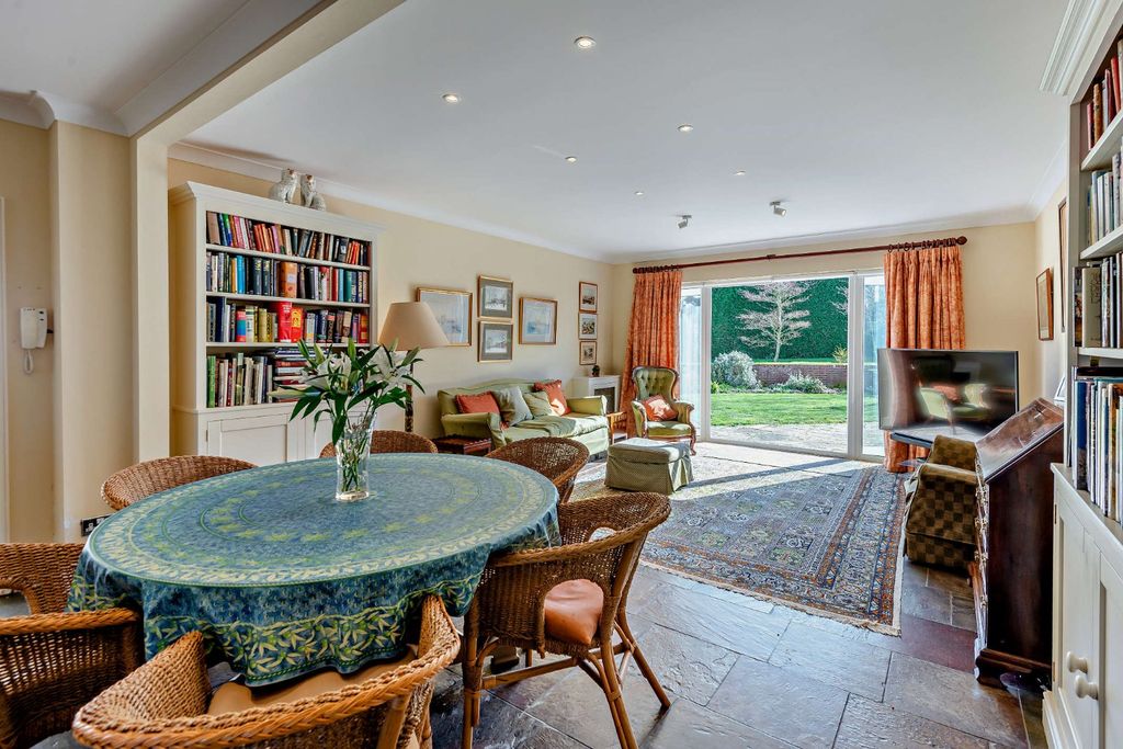 Property photo 3 of 20 Picture No. 31