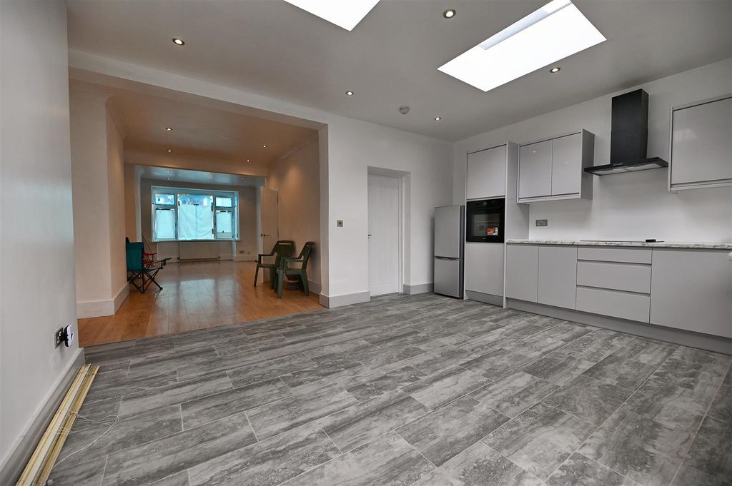 Property photo 1 of 12 15-Kitchen-Through-To-Lounge.Jpg