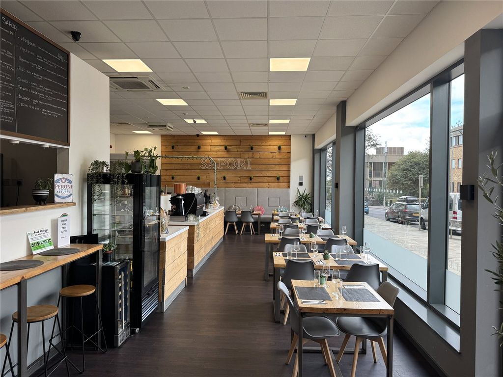 Property photo 2 of 11 Picture No. 08