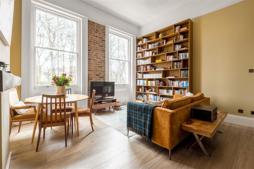 Property photo 2 of 18 5, 4 Norfolk Terrace-1.Jpg