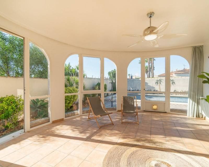 Property photo 3 of 50