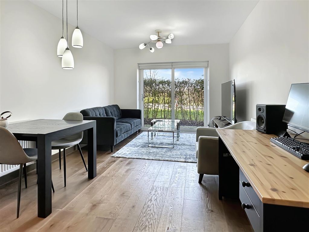 Property photo 3 of 13 Img (4).Jpg