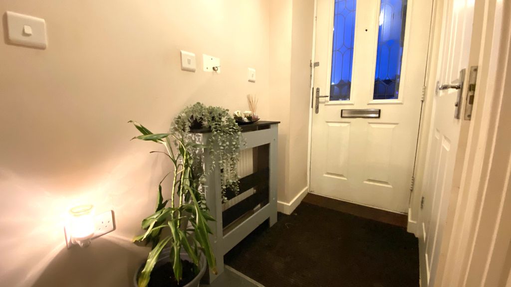 Property photo 3 of 12 Image