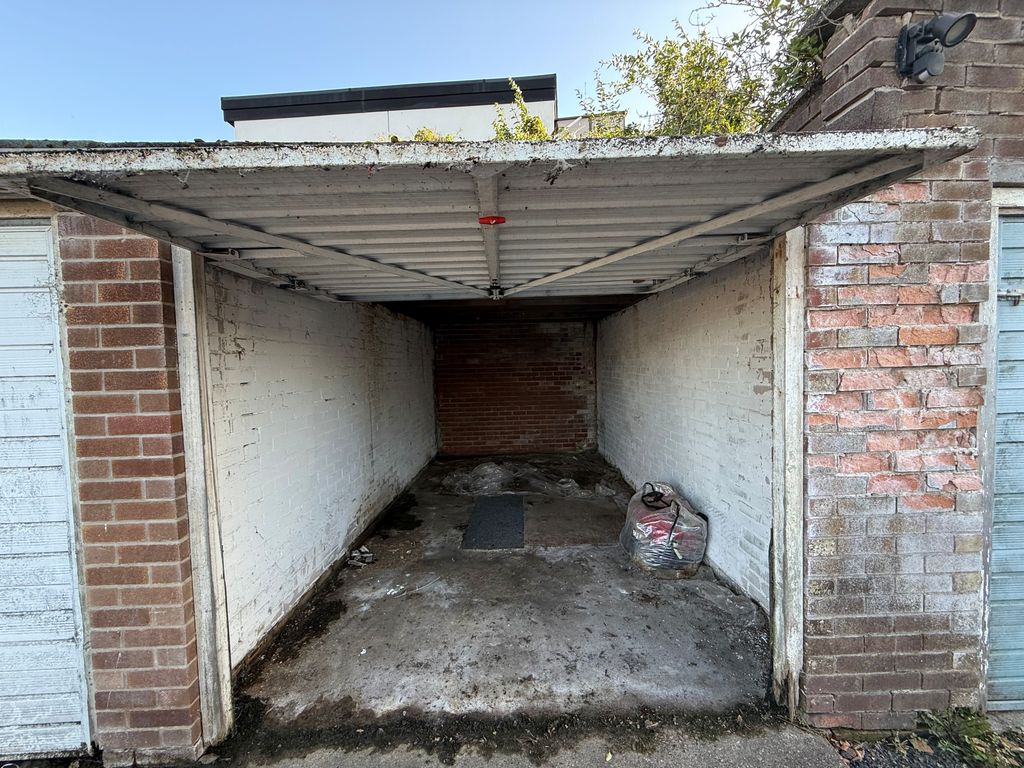 Property photo 3 of 3