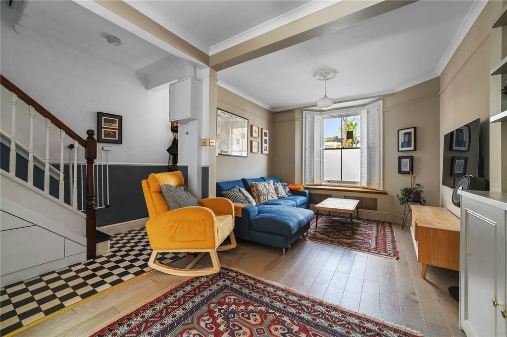 Property photo 1 of 29 Sitting Room