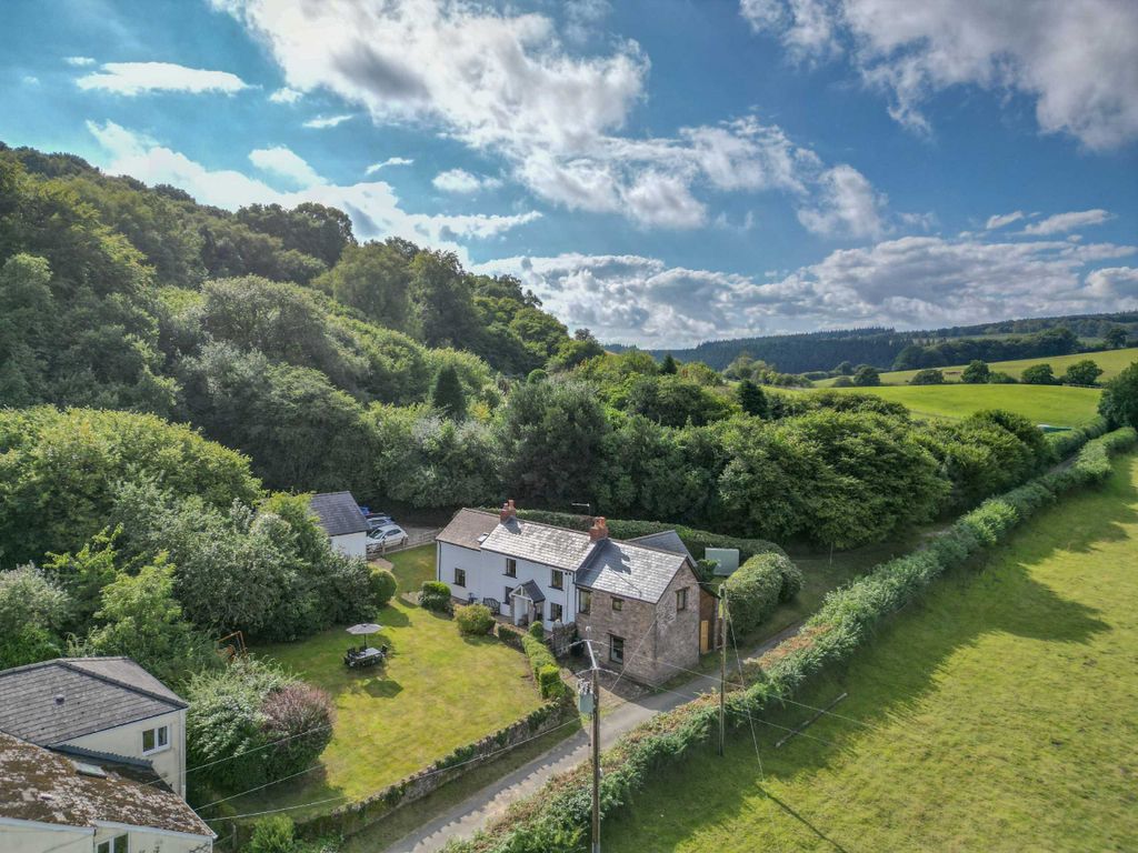 Property photo 1 of 36