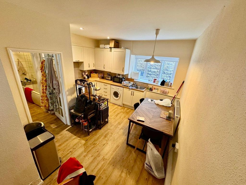 Property photo 3 of 6 Picture No. 02