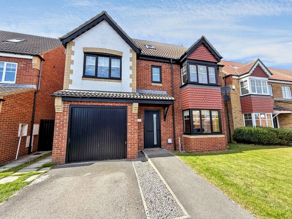 Property photo 1 of 32
